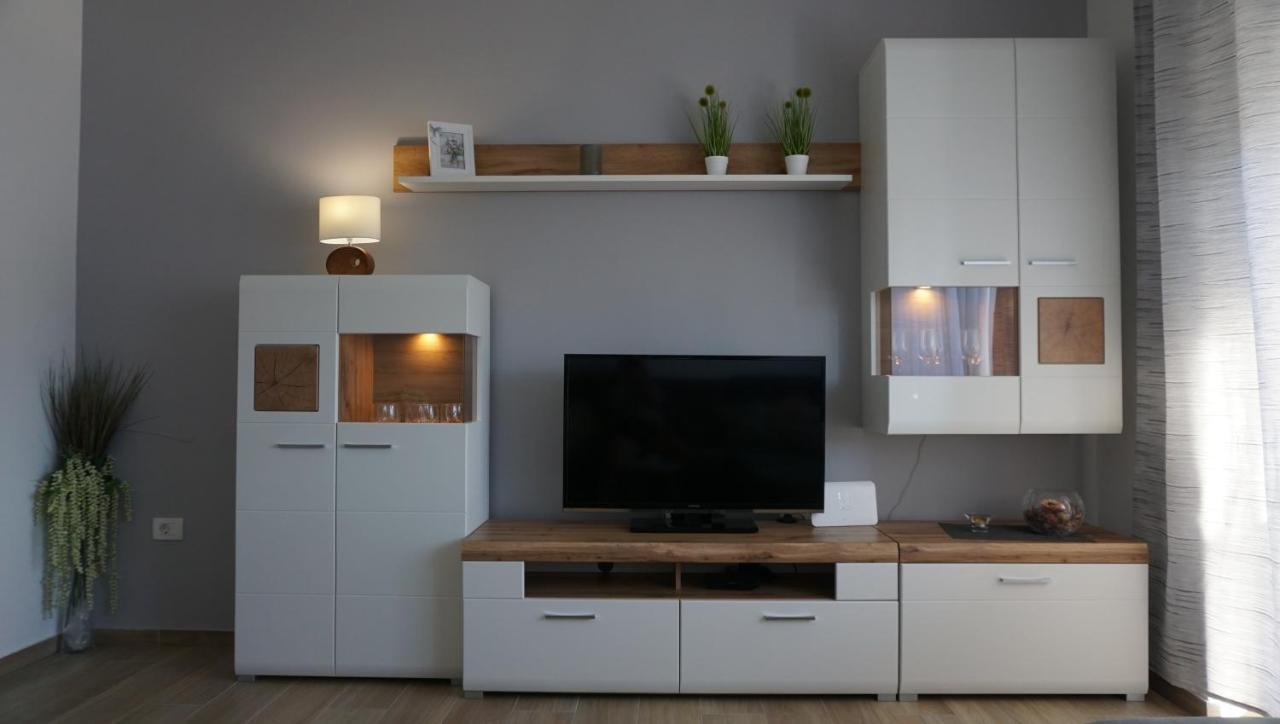 Apartman Luka Pula Exterior photo